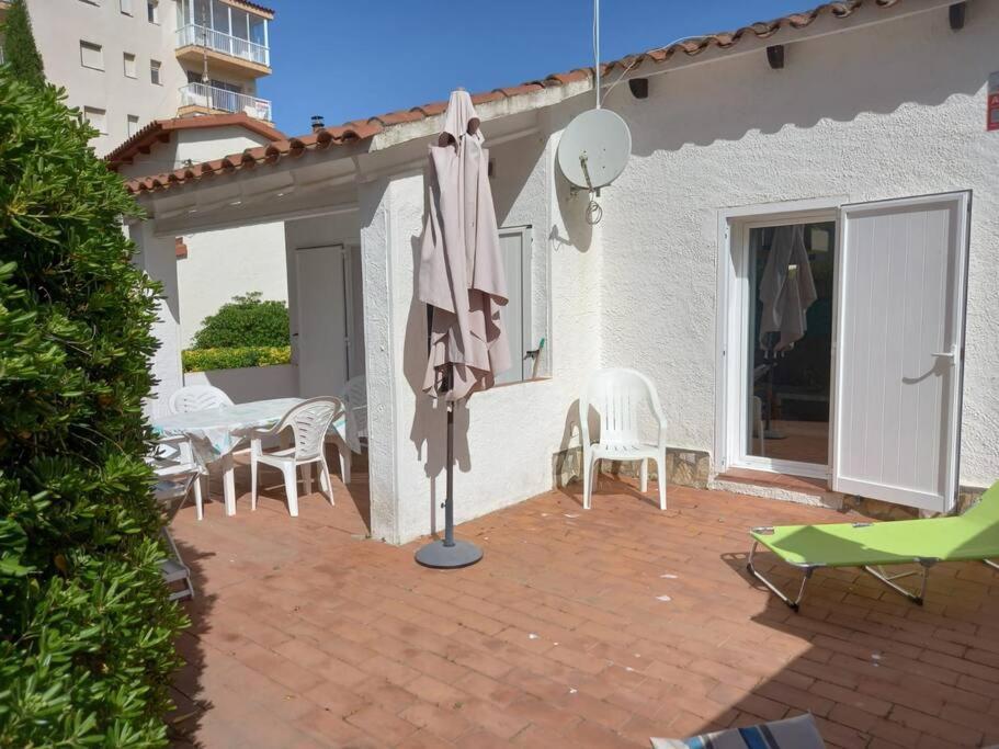Nautilus Agradable Villa A 5 Minutos A Pie De La Playa Roses Luaran gambar